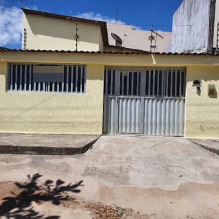 Casa com 3 quartos à venda, 144 m² por R$ 260.000 - Heliópolis - Garanhuns/PE