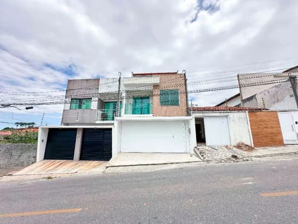 Casa com 4 quartos à venda, 184 m² por R$ 600.000 - Santo Antônio - Garanhuns/PE