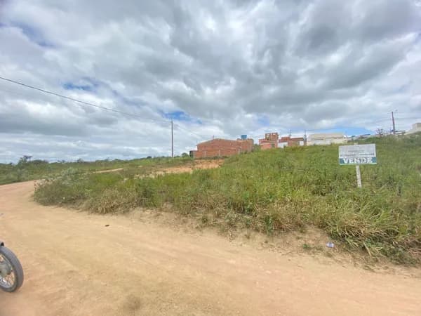 Terreno à venda, R$ 60.000,00 - Francisco Simão dos Santos Figueira - Garanhuns/PE