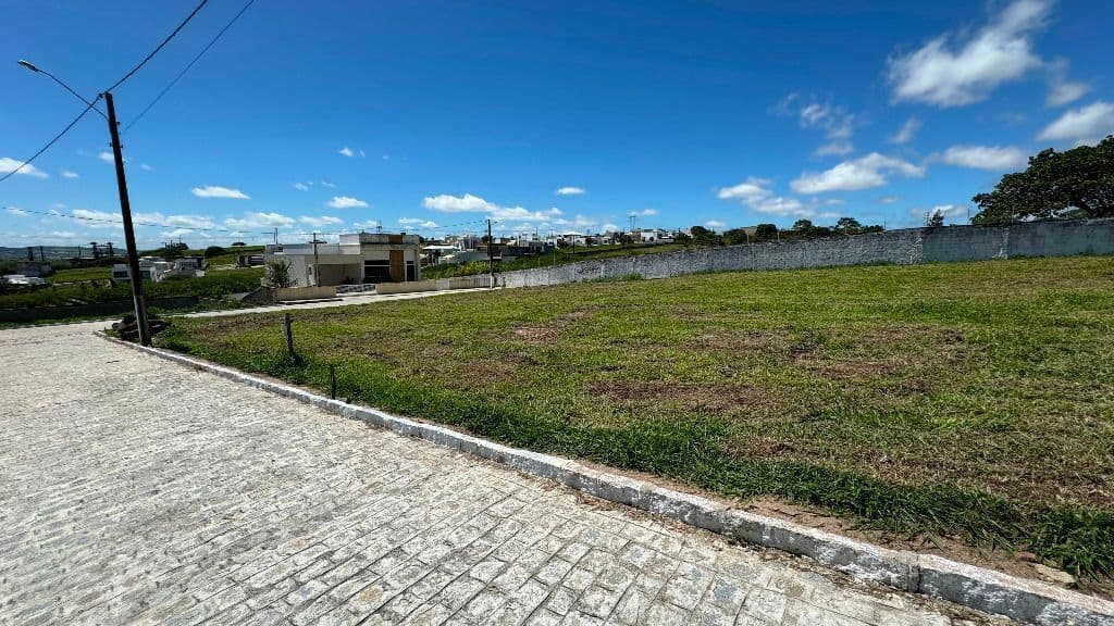 Terreno à venda, 532 m² por R$ 270.000,00 - Condomínio Bellevue - Garanhuns/PE