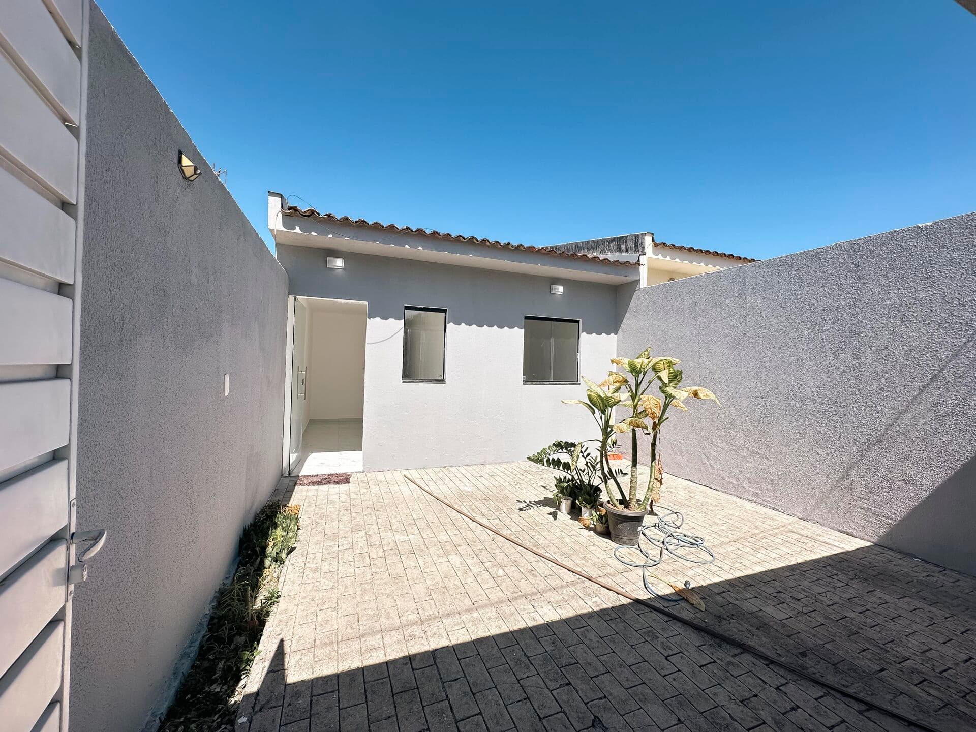Casa Padrão para venda no Severiano Moares Filho por R$230.000,00