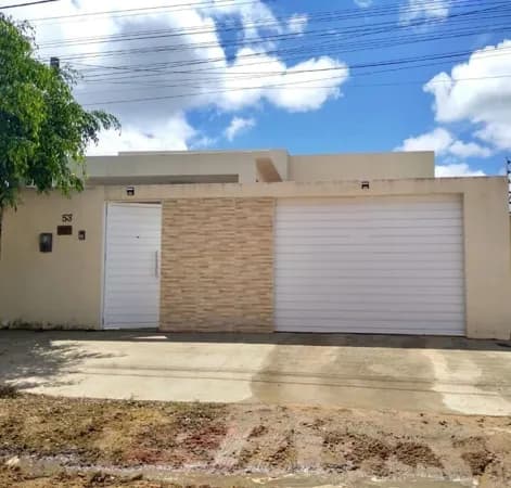 Casa com 3 quartos à venda, 170 m² por R$ 550.000 - Aloísio Pinto - Garanhuns/PE