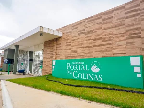 Terreno à venda, 705 m² por R$ 160.000,00 - Portal das Colinas - Garanhuns/PE
