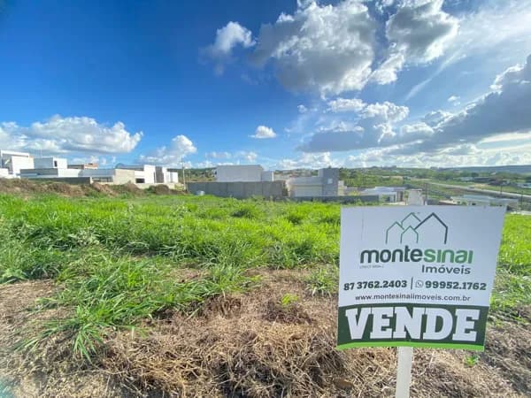 Terreno á venda 420m², por R$150.000,00 no Condomínio Privê Morada Nobre
