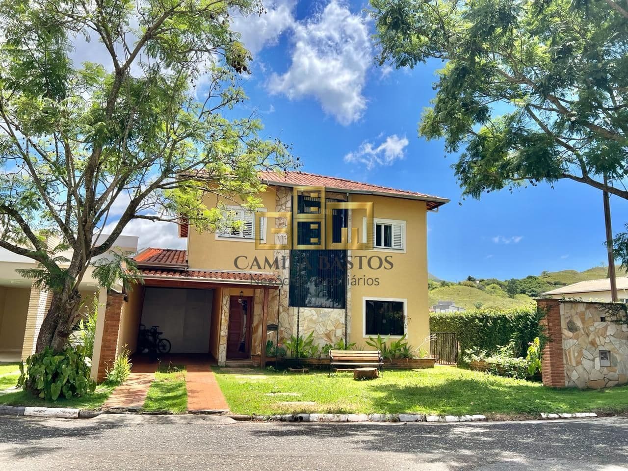 Casa com 4 dormitórios à venda, 303 m² - Condomínio Pitangueiras - Poços de Caldas/MG