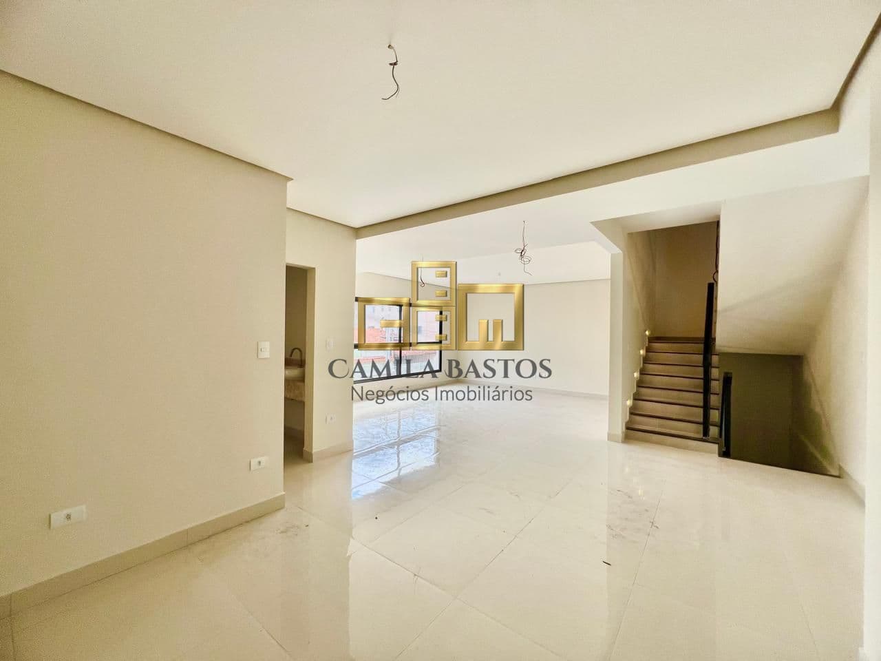 Casa com 3 dormitórios à venda, 228 m² - Jardim das Acácias - Poços de Caldas/MG