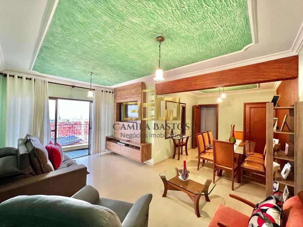 Apartamento na rua principal da cidade