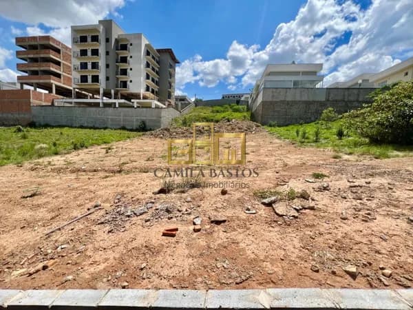 Terreno à venda, 553 m² - Belvedere - Poços de Caldas/MG