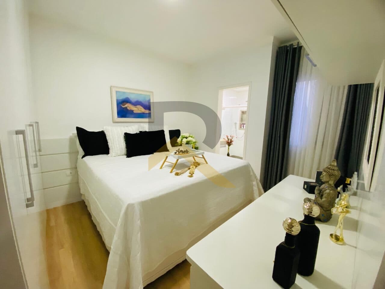 Apartamento 3 dormitórios, 1 suíte, 2 vagas e elevador - Perto de tudo, região tranquila em Pouso Alegre