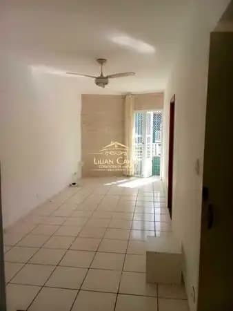 Apartamento à venda em Mongagua com 2 dorm, 1 vaga de garagem por R$ 255 mil