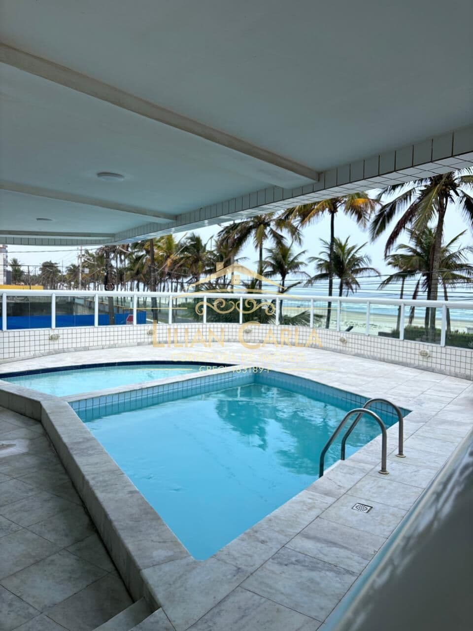 Apartamento à venda em Praia Grande com 1 dorm e varanda vista mar por R$ 380 mil