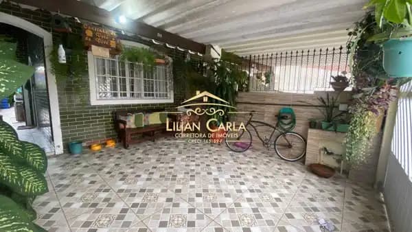 Casa à venda em Praia Grande/SP