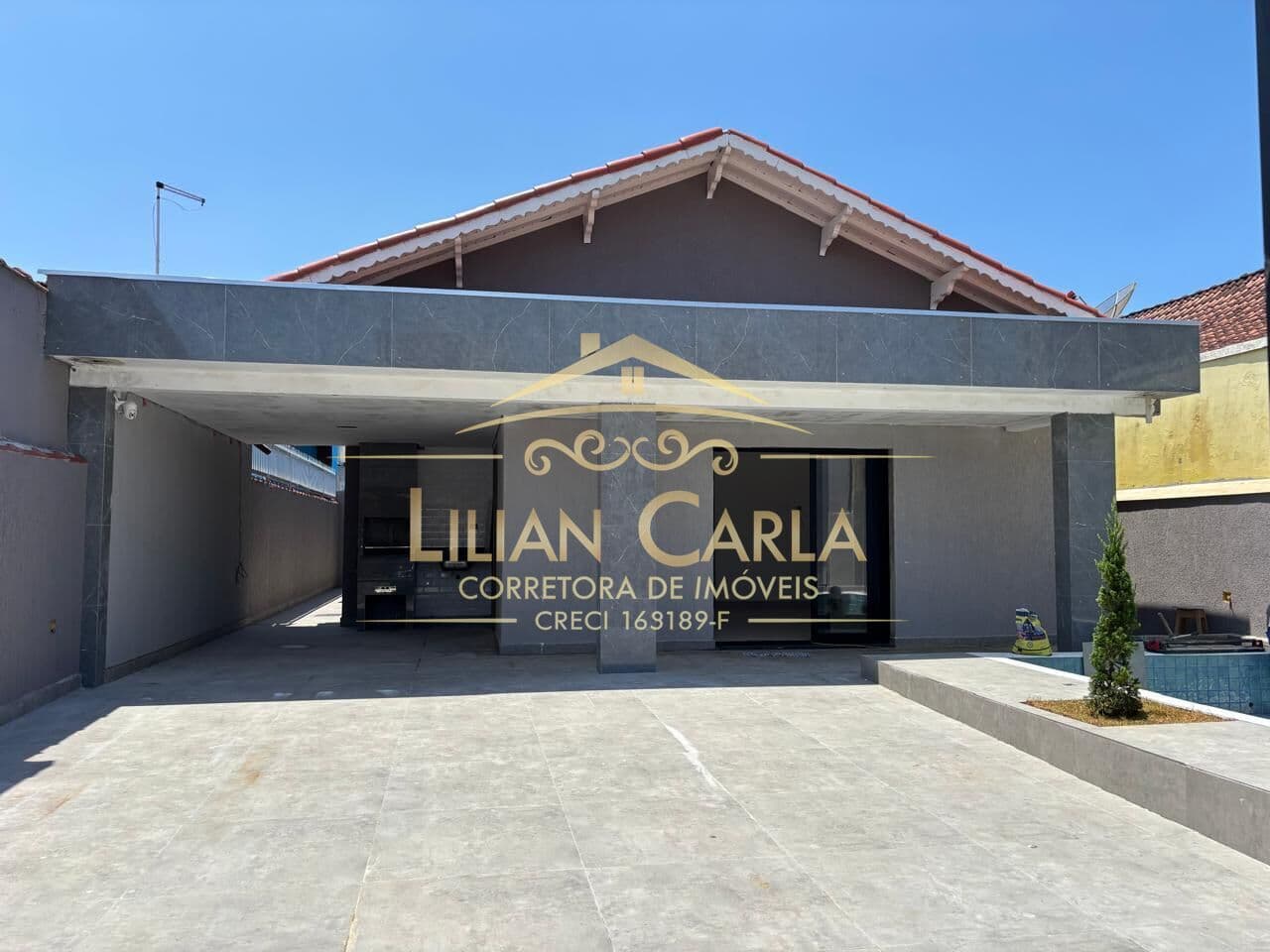 Casa Alto Padrão à venda em Praia Grande com 3 dorm, 3 suítes, PISCINA por 1.250.000,00