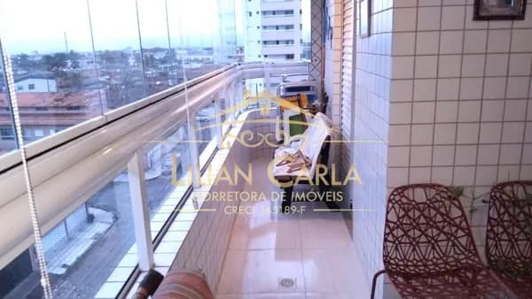 Apartamento Alto Padrão à venda em Praia Grande com 2 dorm, 1 suíte e sacada envidraçada por R$ 630 mil