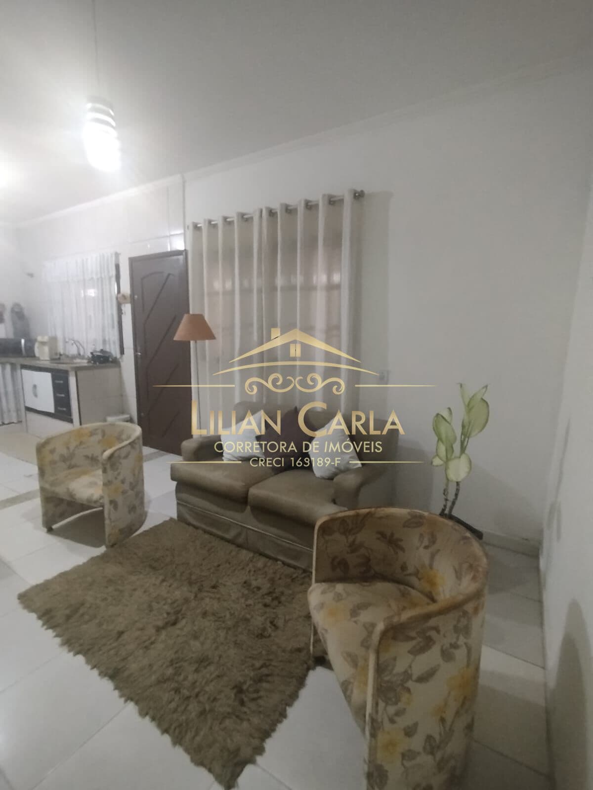 OPORTUNIDADE Casa à venda em Mongaguá com 2 dorm, 1 suíte e àrea gourmet por R$ 248 mil!!