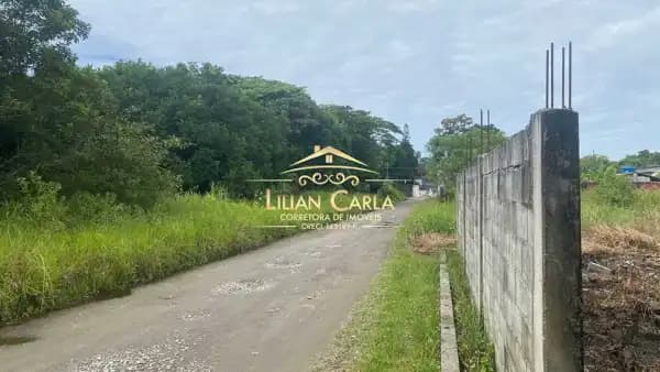Terreno à venda em Mongaguá com 500m² por APENAS R$ 160 mil