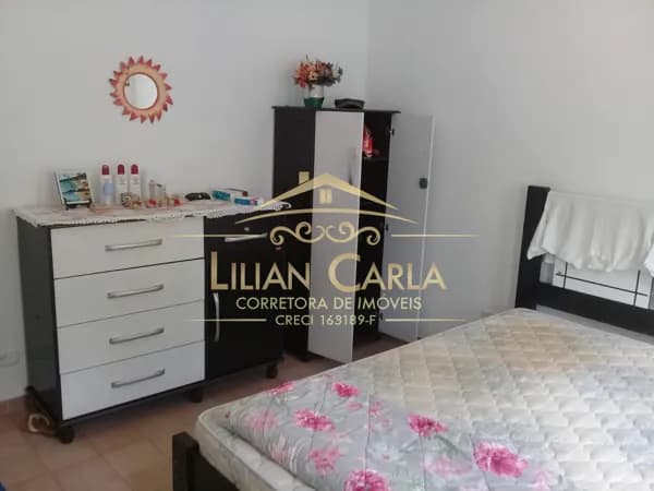 Apartamento à venda no CENTRO de Mongaguá FRENTE AO MAR com 2 dorm por APENAS R$ 290 mil