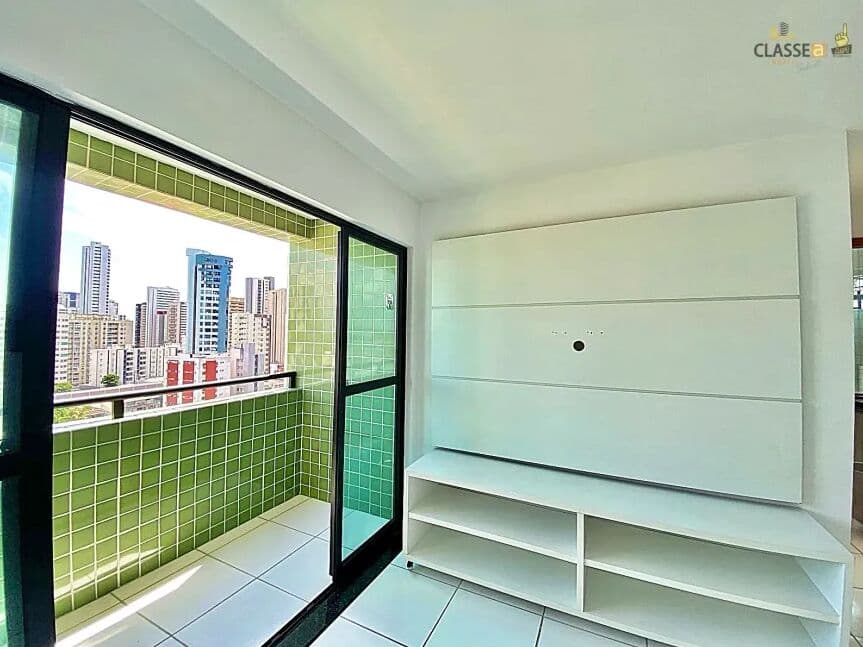 Apartamento 2 Quartos com Varanda Andar Alto | Monica Campos