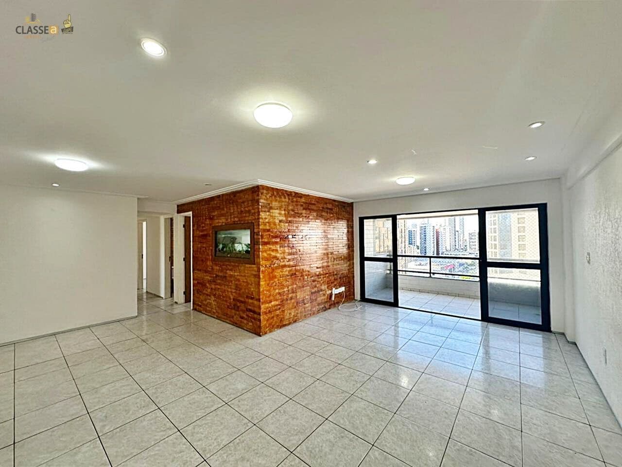 Apartamento 4 Quartos na quadra do mar em Boa Viagem