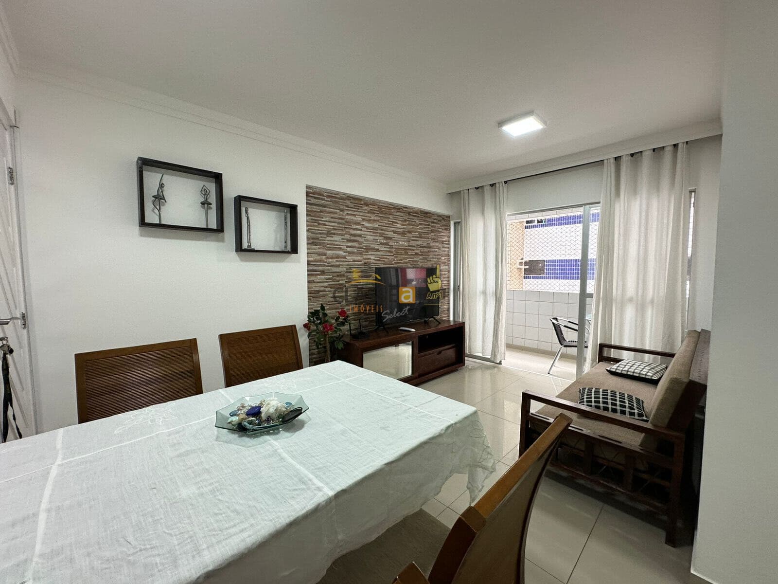 Apartamento 2 Quartos com Varanda em Candeias