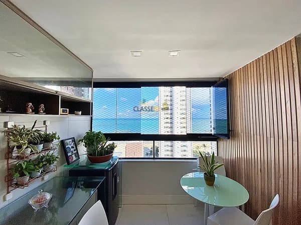 Apartamento com Vista Mar 3 Quartos 2 Vagas na Avenida em Candeias