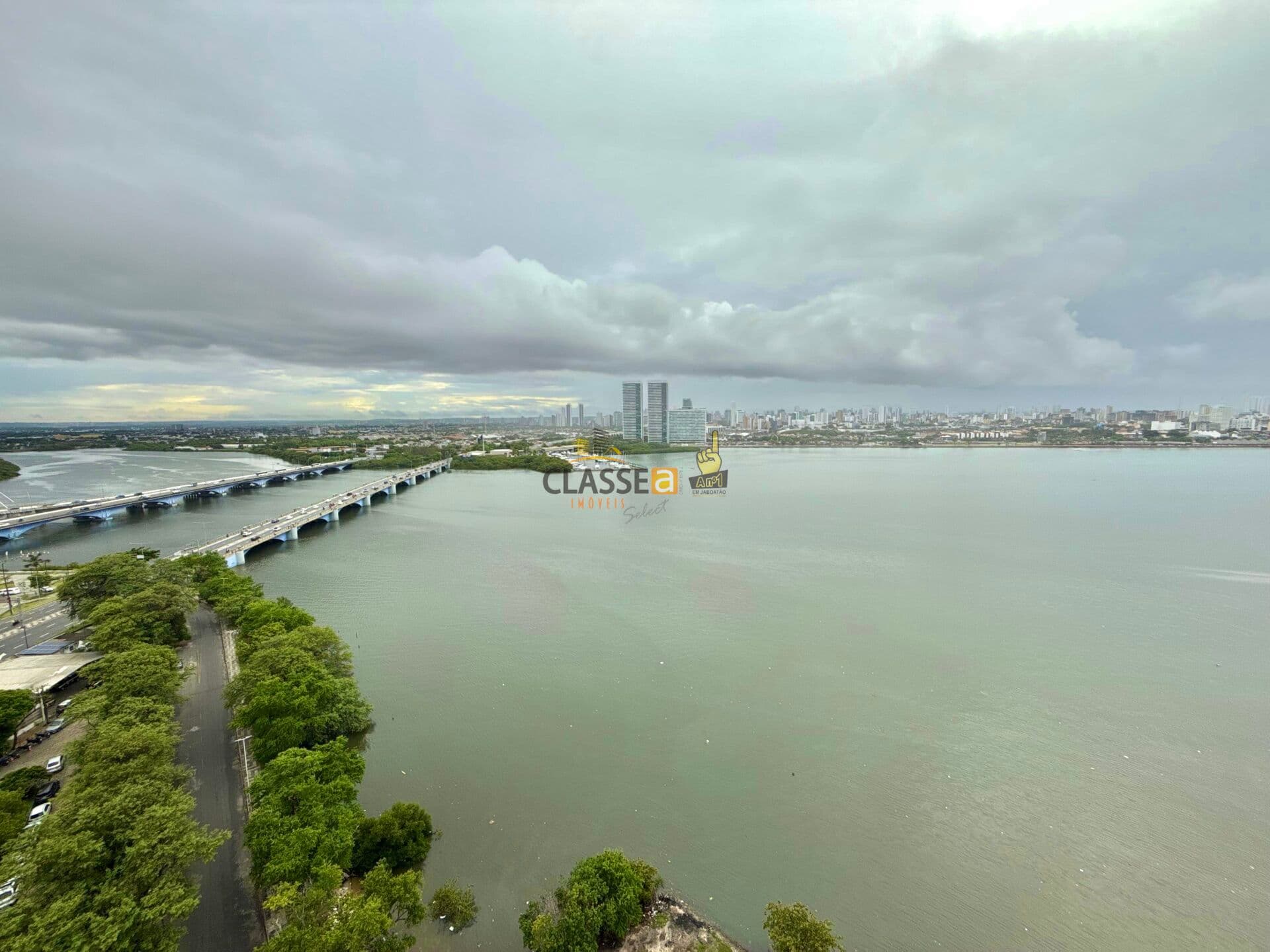 Apartamento 4 suítes Andar Alto no Mirante Capibaribe