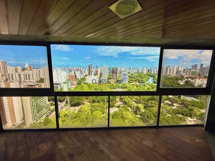 Cobertura Duplex na Praça da Jaqueira com 4 suítes e 629m2