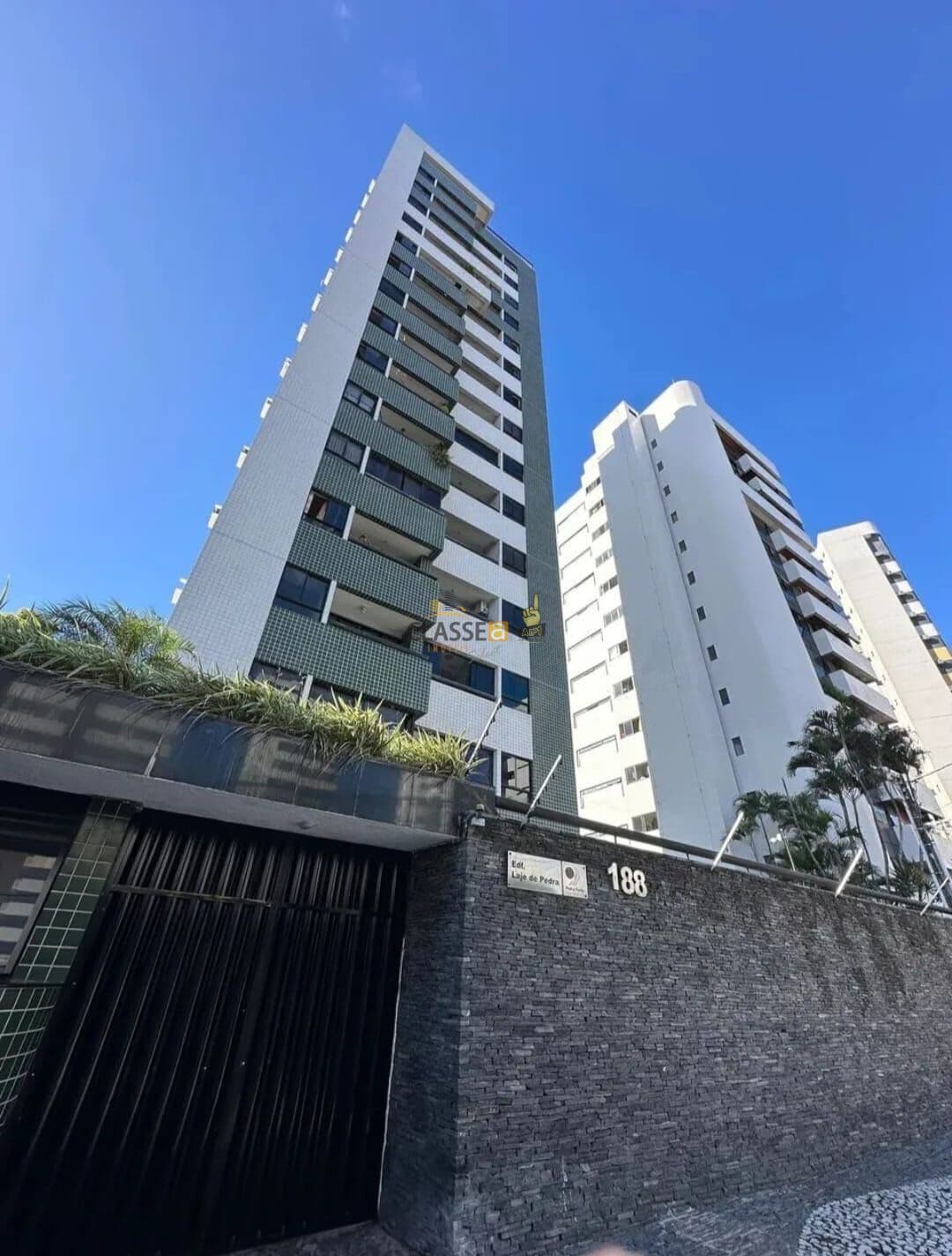 Apartamento 1 Quarto com Varanda próximo a praia em Piedade