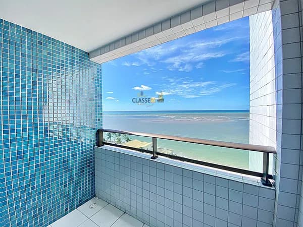 Apartamento Beira Mar com Varanda em Candeias