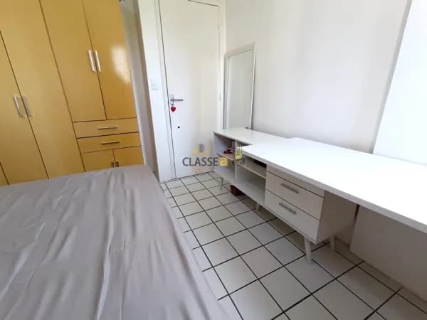 Apartamento 2 Quartos na Avenida ao lado da Praia em Candeias