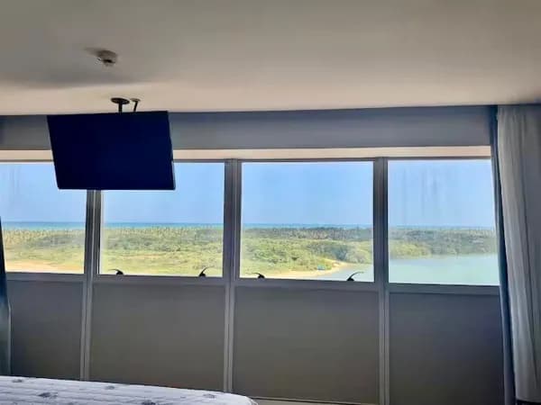 Apartamento Beira Mar Mobiliado em Barra