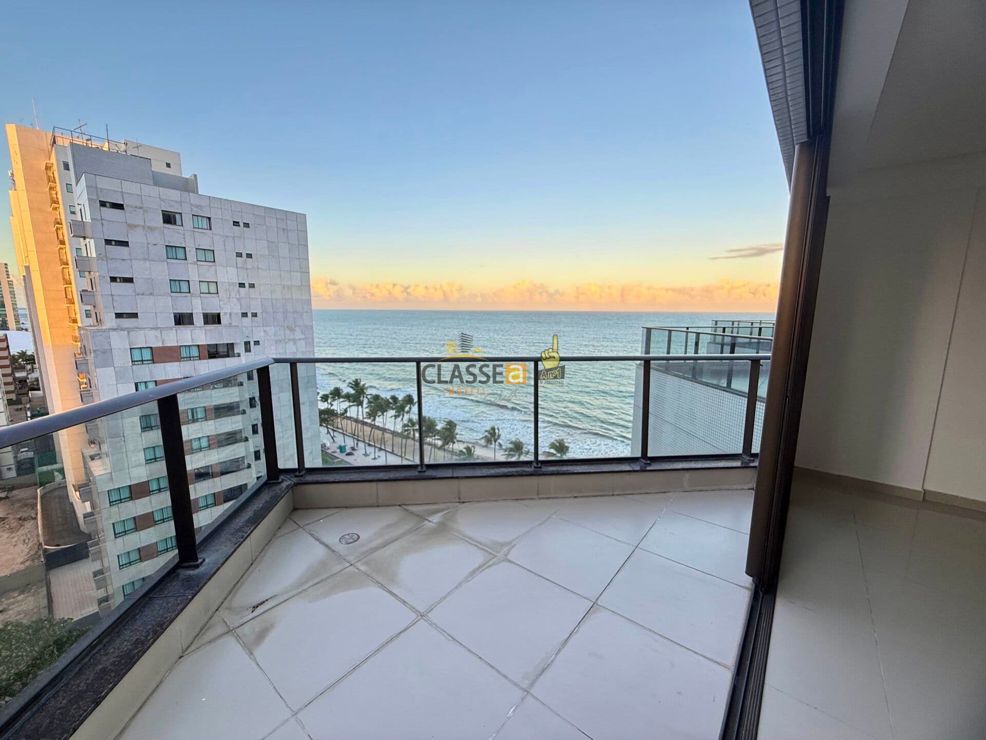 Apartamento Novo na Av Boa Viagem 2 Quartos com Varanda