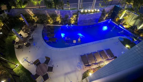 Apartamento 2 Quartos com Varanda em Boa Viagem