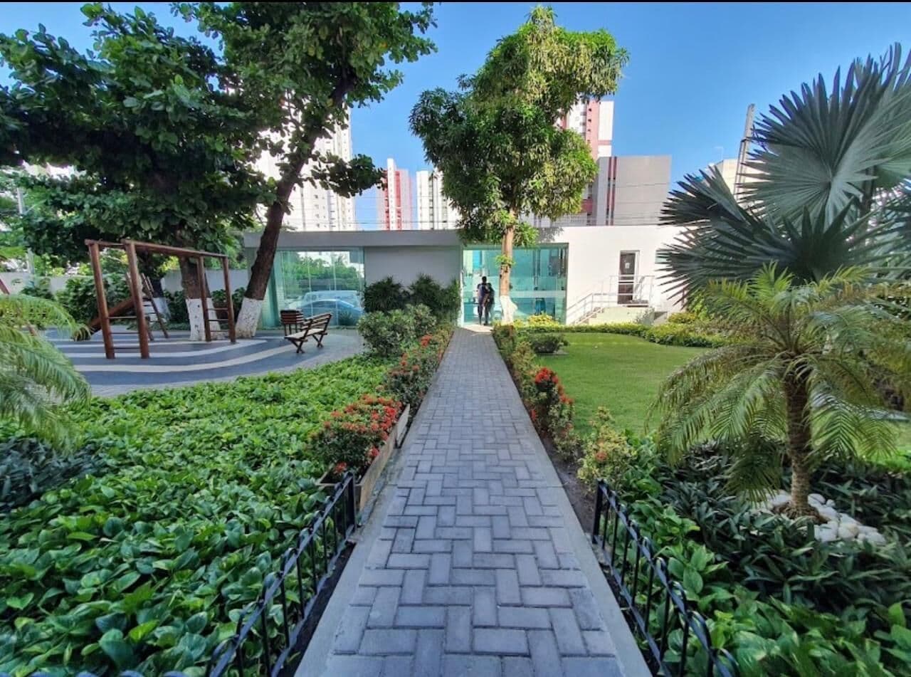 Apartamento 2 quartos Andar Alto no Enseada de Piedade