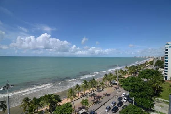 Ivani Silvestre | 2 Quartos à Beira Mar
