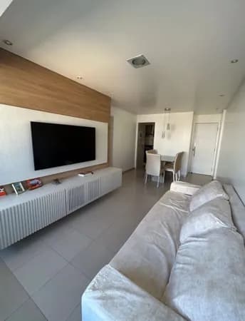 Apartamento 3 Quartos Grande com Varanda em Piedade | Lady Sandra