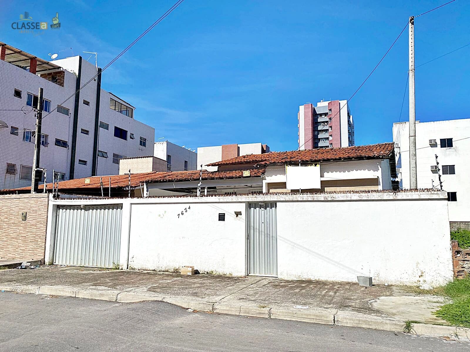 Casa 3 Quartos na Quadra do Mar e na frente da nova Academia SelfIt em Candeias