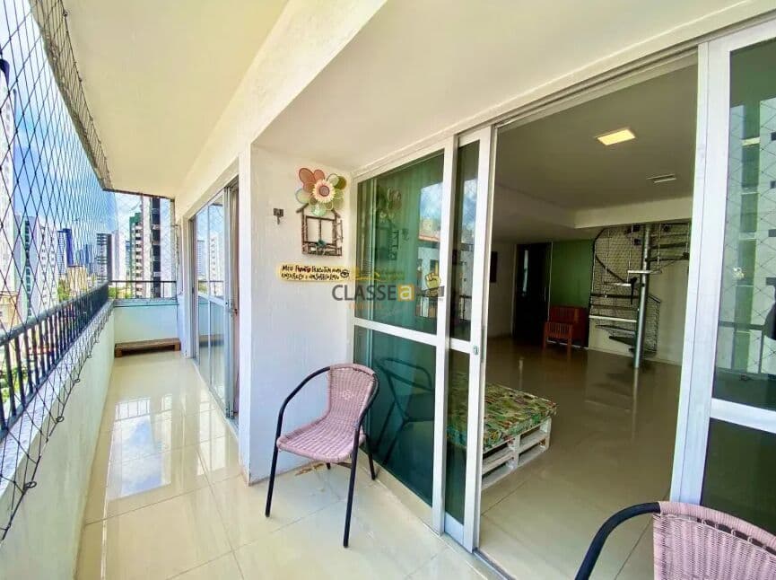 Apartamento Duplex Reformado 4 Quartos em Boa Viagem