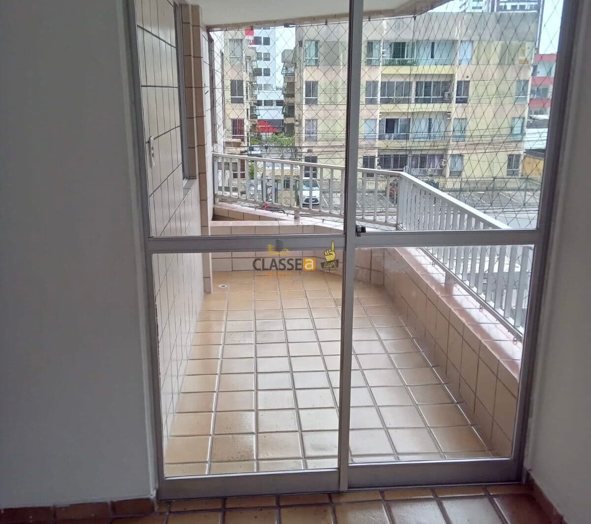 Apartamento 3 quartos na Avenida em Piedade