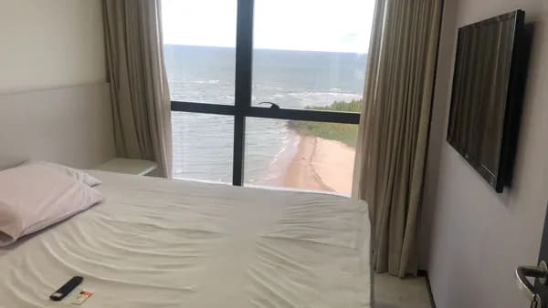 Apartamento Beira Mar 1 quarto Andar Alto em Barra
