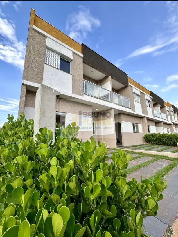 Sobrado 75,18m² em Condomínio