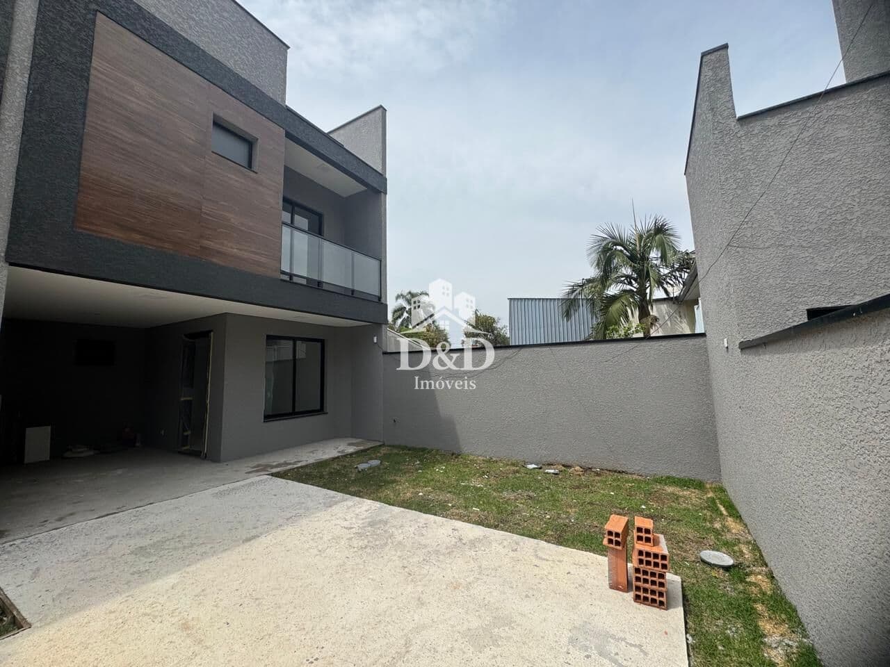 Sobrado em Curitiba - Capão Raso