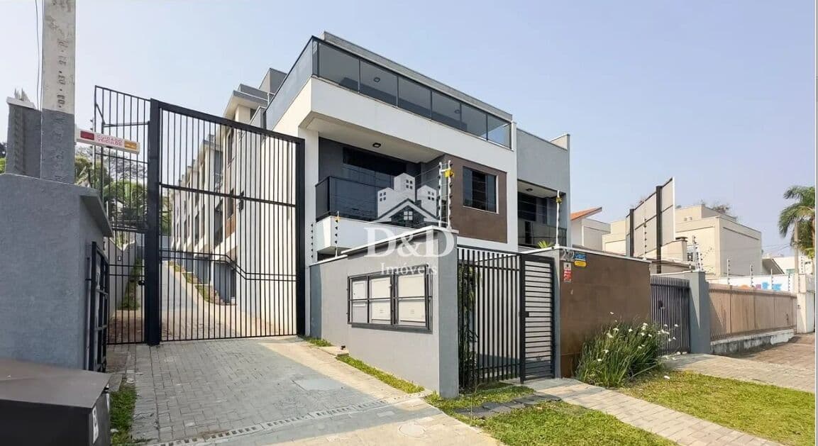 Sobrado à venda, 127 m² por R$ 748.000,00 - Guabirotuba - Curitiba/PR