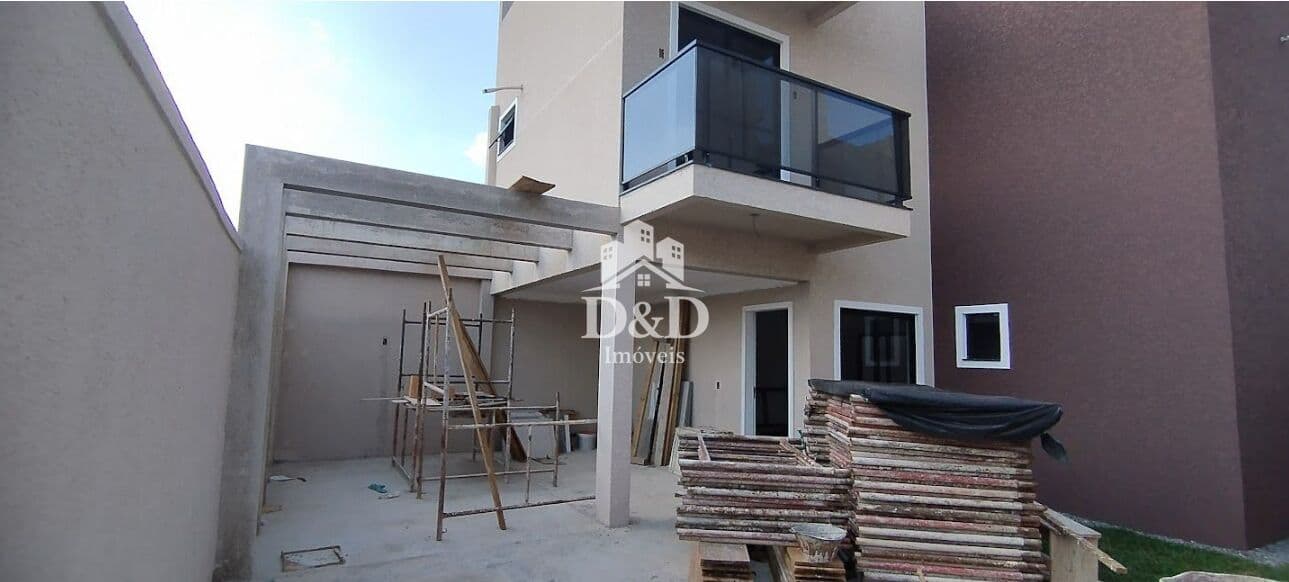 Sobrado 3 dormitórios à venda, 118 m² - Xaxim.