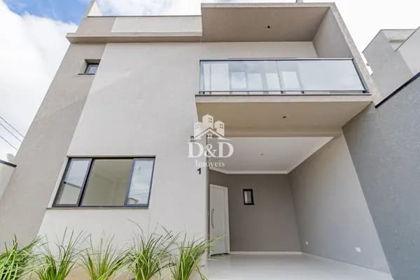 CASA SOBRADO COM 2 TERRAÇOS