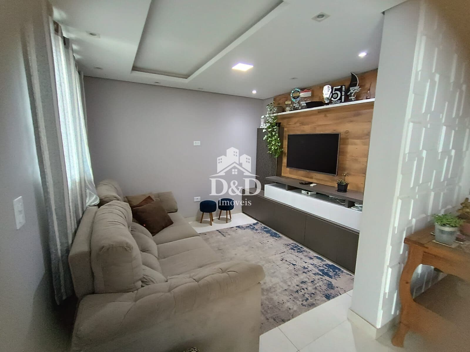 Terreno com 2 casas, total 6 dormitórios à venda, 180 m² - Tatuquara - Curitiba/PR
