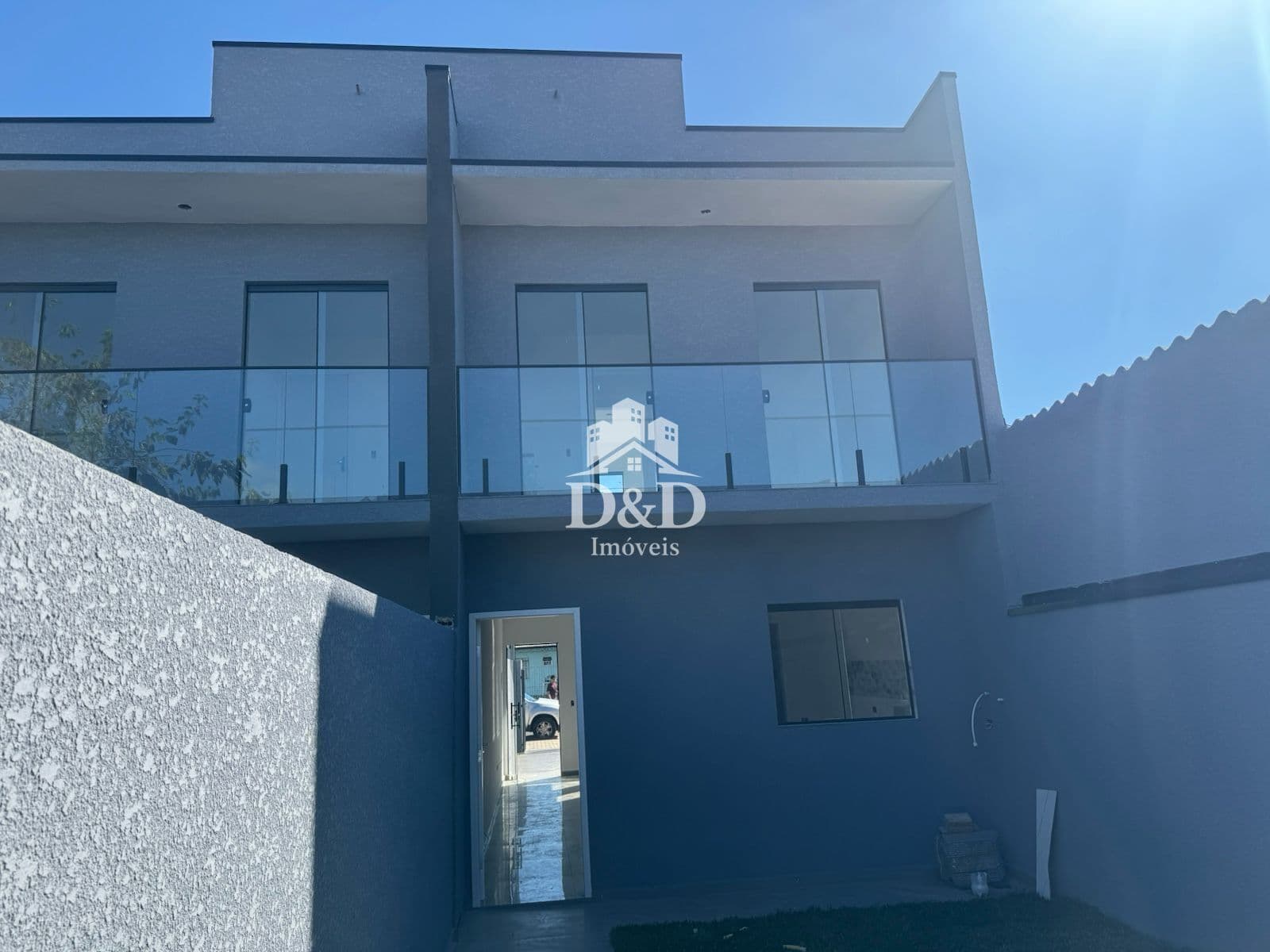 Casa Sobrado com edícula nos fundos em Sítio Cercado, Curitiba/PR