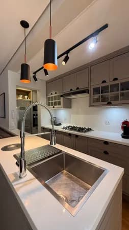 Apartamento mobiliado a venda na praia dos ingleses.