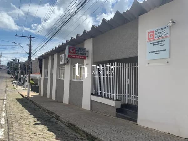 Sala Comercial - Centro Médico Guaxupé - R$1.600,00/mês