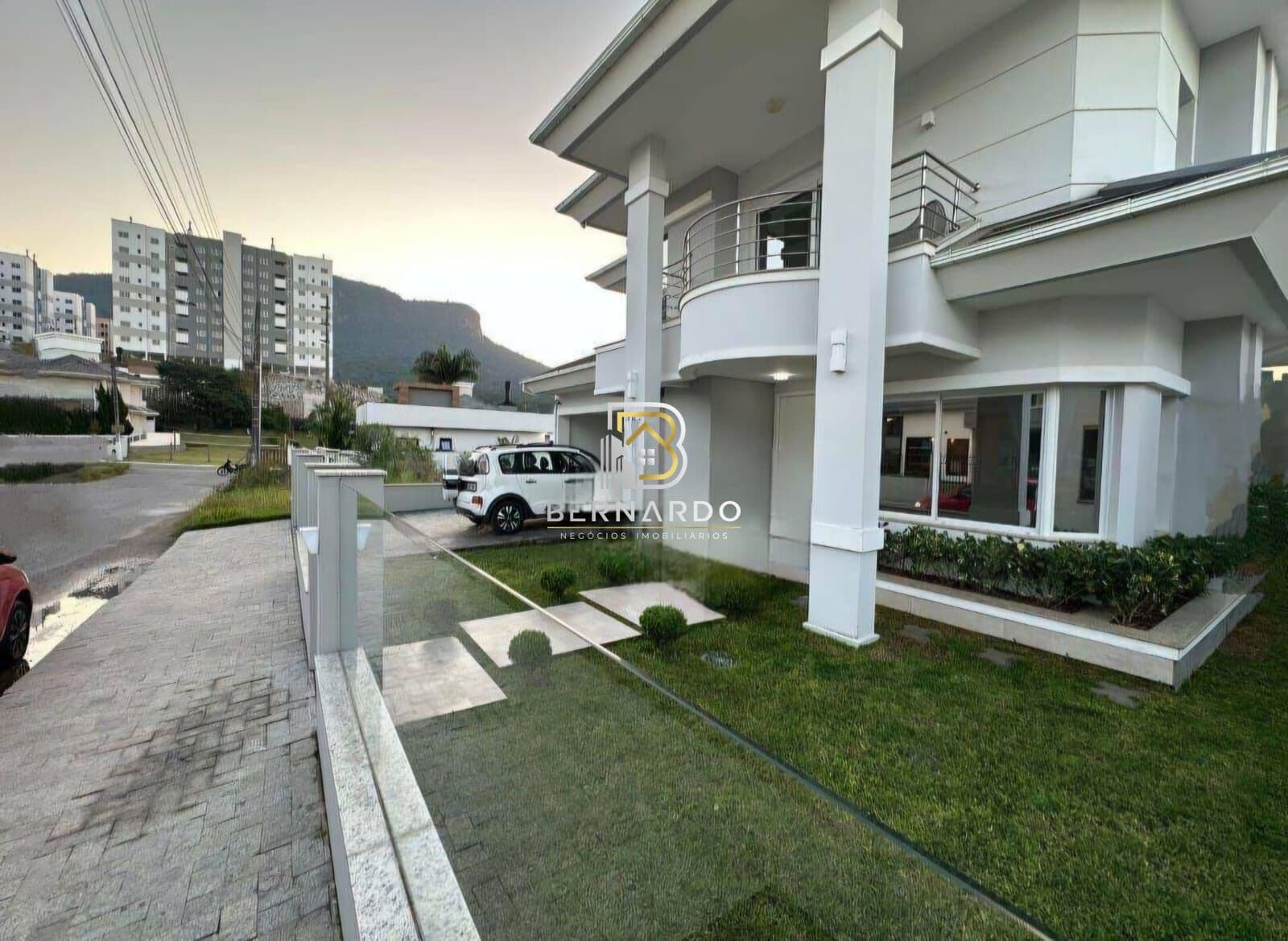 Casa em Palhoça - Pedra Branca